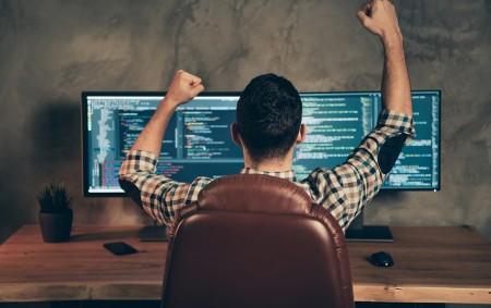 Developer là gì? Cơ hội việc làm cho developer